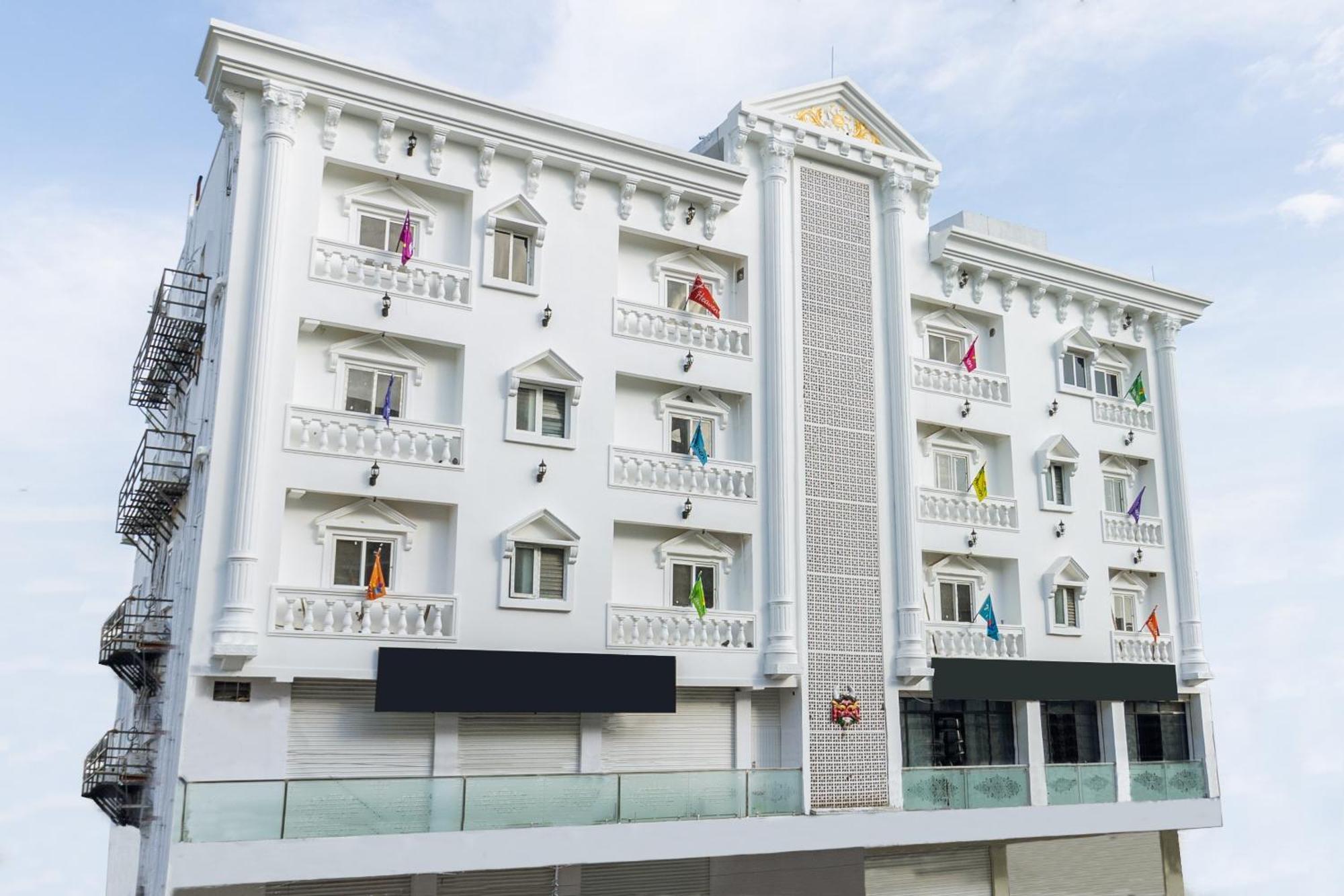 Treebo Seventh Heaven Kukatpally Hajdarábád Exteriér fotografie