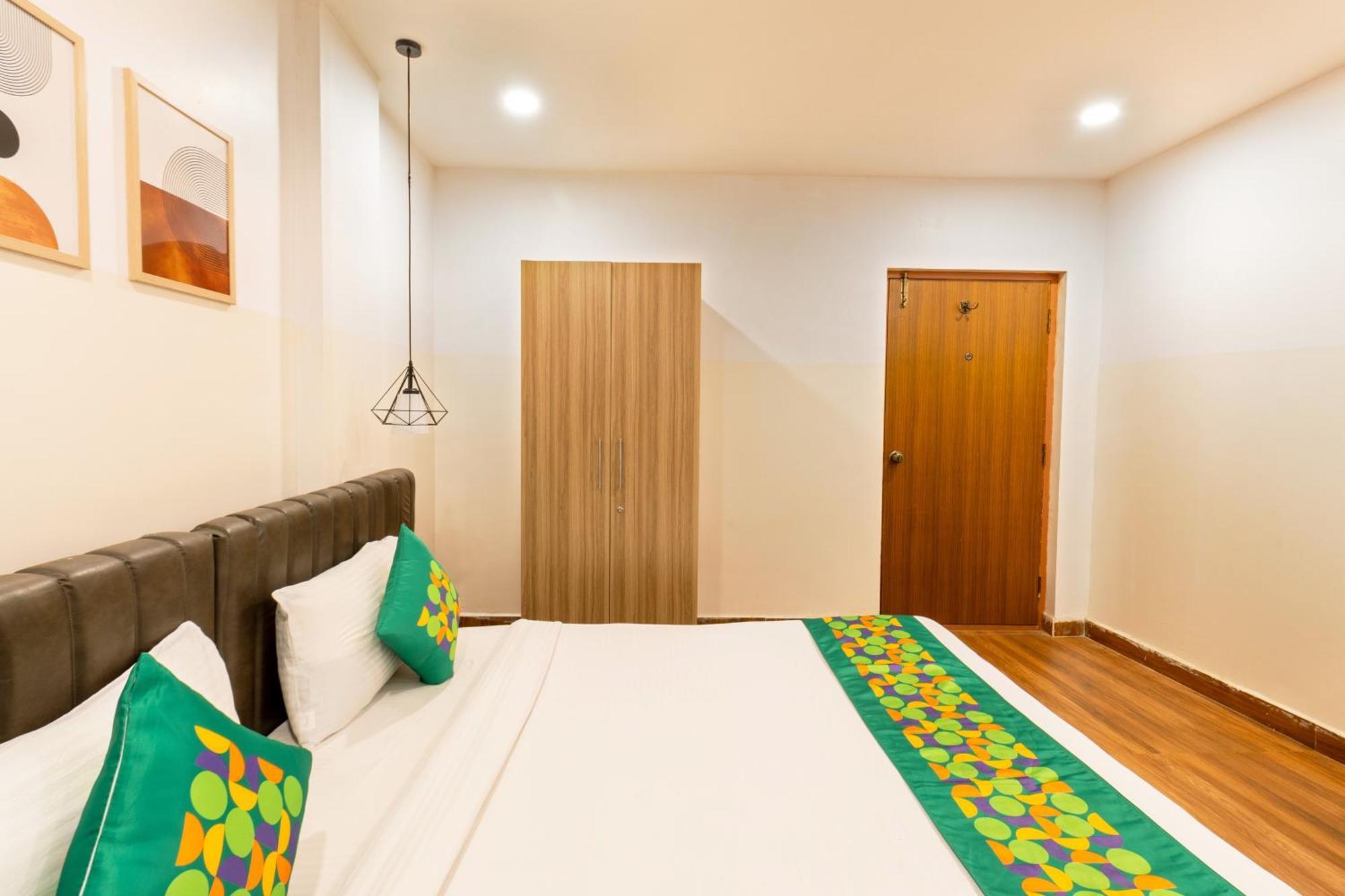 Treebo Seventh Heaven Kukatpally Hajdarábád Exteriér fotografie